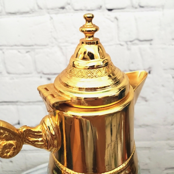 Vintage Italian Crystal Carafe / Decanter with Gold Metal Spout.. - Picture 5 of 9